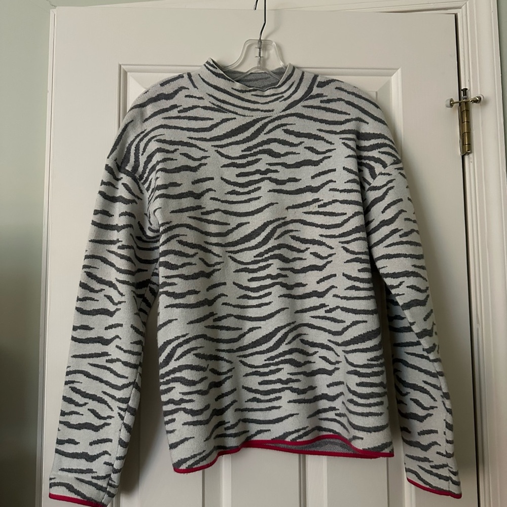 Anthropologie Black and Gray Zebra Print Women's Sweater